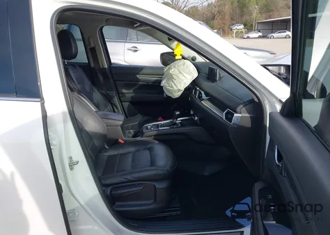 2017 Mazda Cx-5 Grand Touring z USA, uszkodzony, nr VIN JM3KFBDL5H0116160